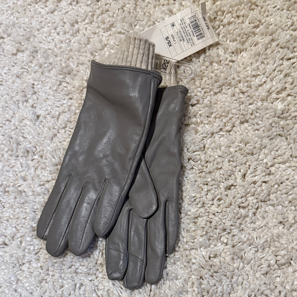 Small gray leather new gloves cream knit soft women